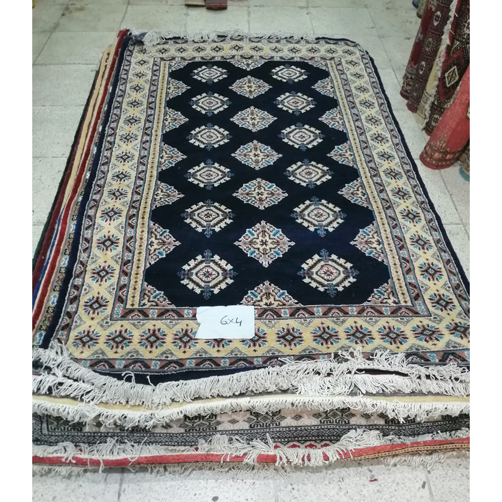 Modern Pakistani Design Floor Carpet 2.6×4 ft