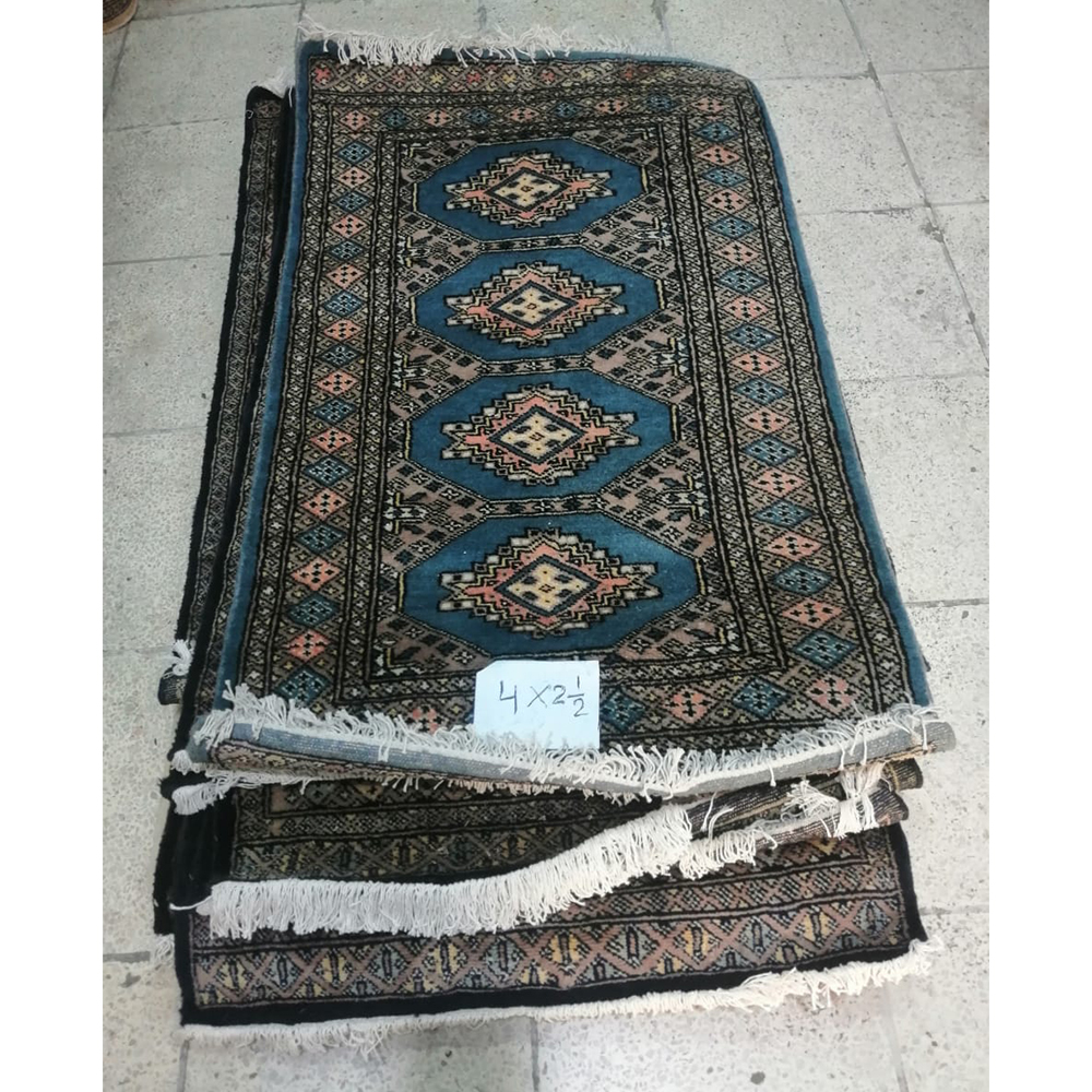 Exquisite Pakistani Home Decor Carpet