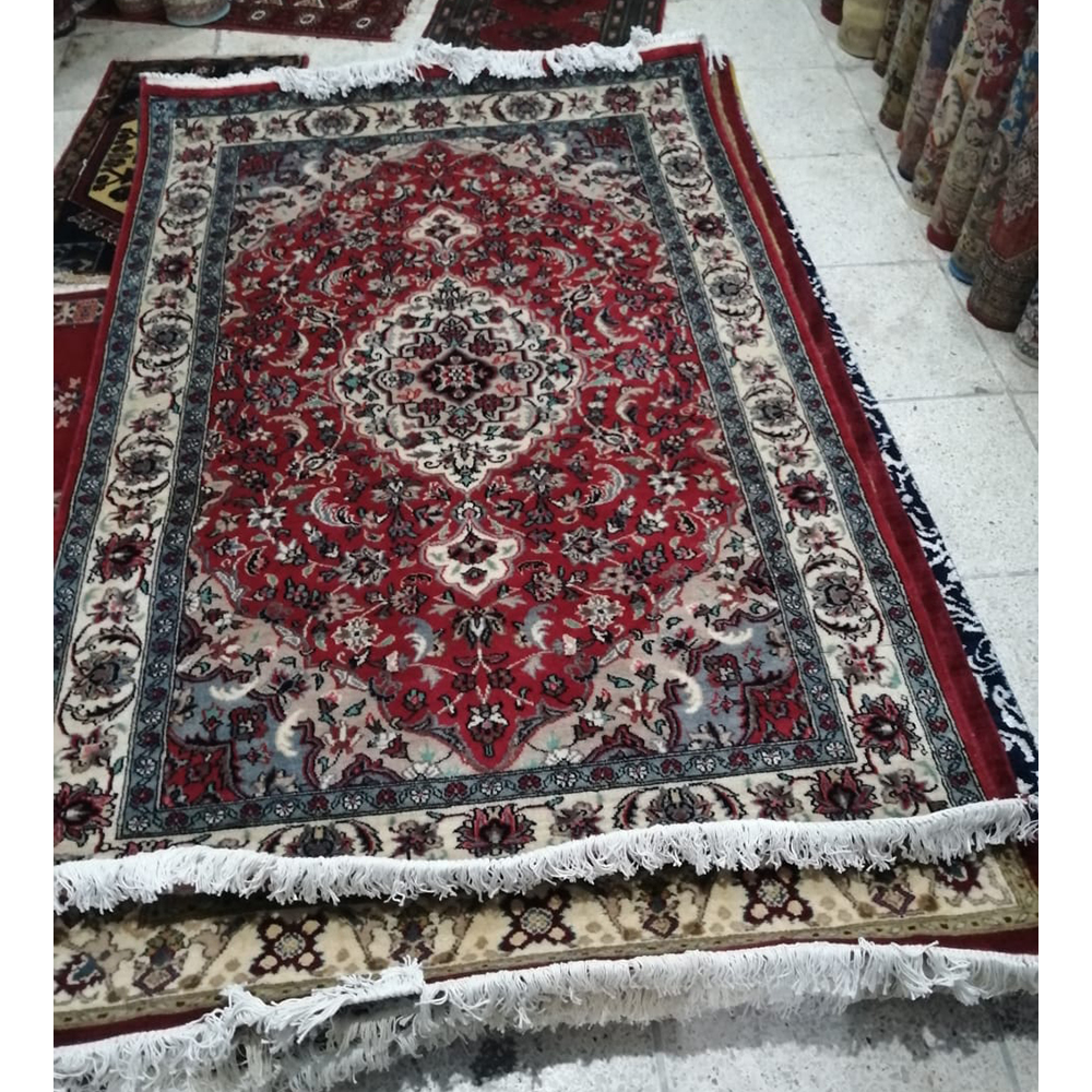 Exclusive Double Knot Traditional Wool Carpet
