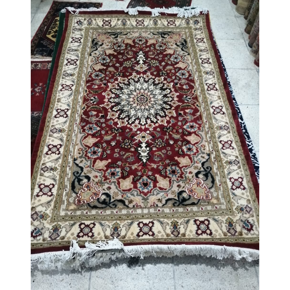 Soft Texture Double Knot Woolen Carpet